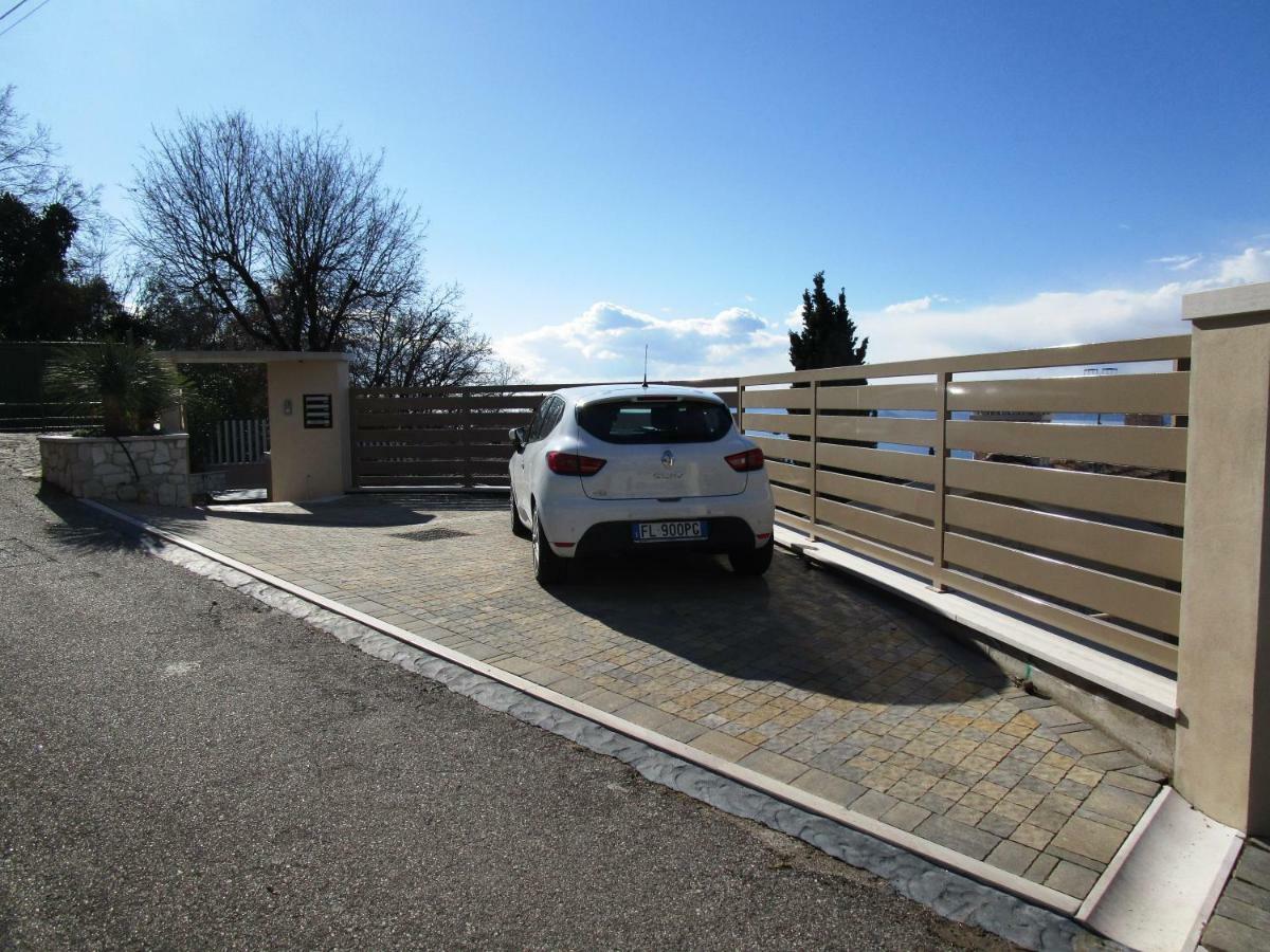 Villa Kiara Torri Del Benaco Zewnętrze zdjęcie
